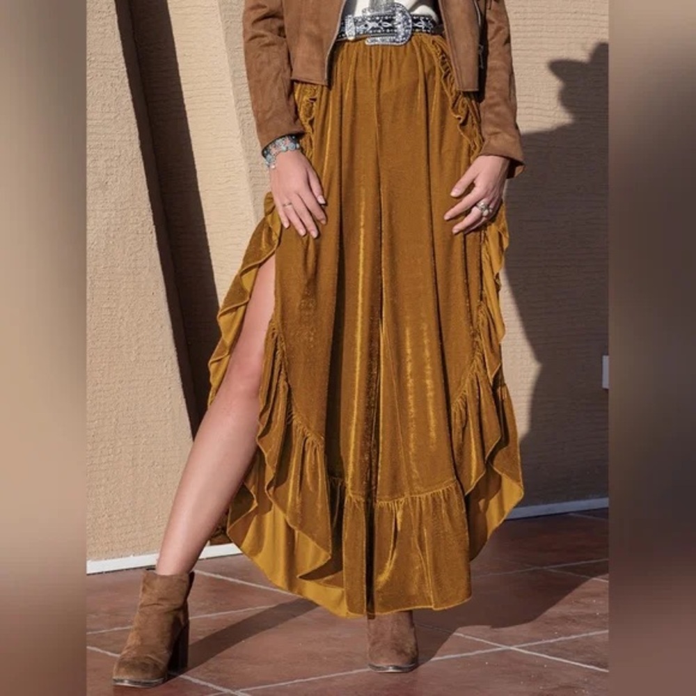 Rustty Dustty Gold Velvet Slit Leg Ruffle Wide Leg Pants